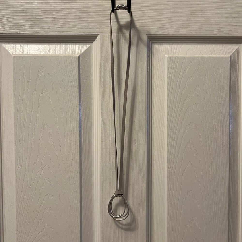 Elegant Silver Necklace